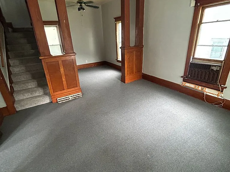 732 Denver St — Photo 4