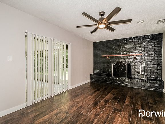 4th image of 2244 Coventry Dr