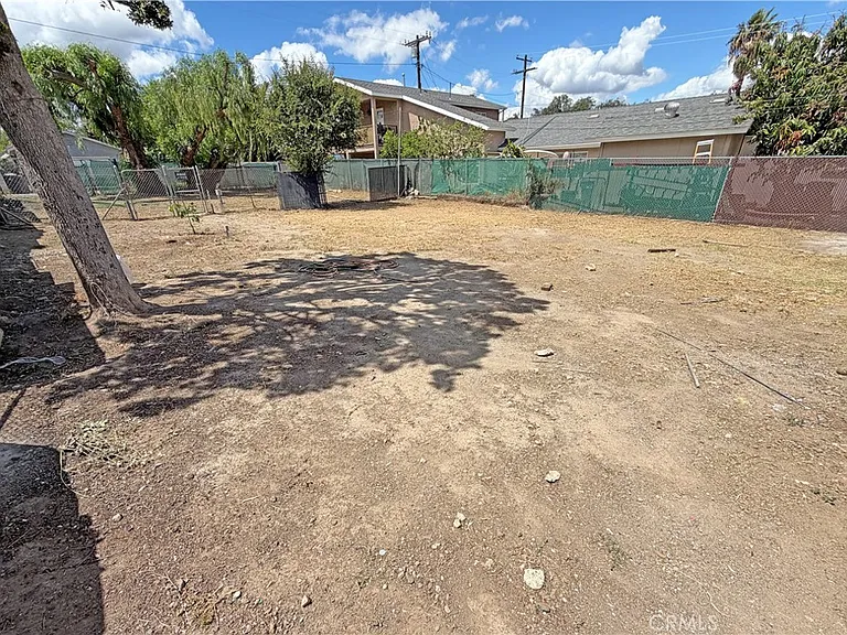810 Pine St — Photo 21