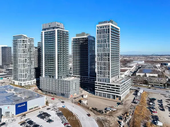 8960 Jane St, Vaughan, ON