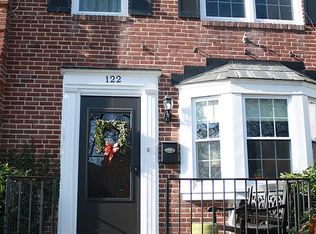 122 Brandon Rd, Baltimore, MD 21212