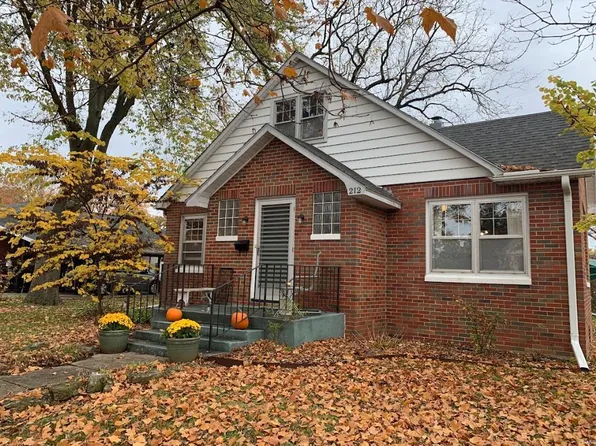 212 W Elm St, Palmyra, MO 63461