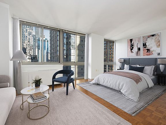 3rd image of 100 W 26th St APT 10D