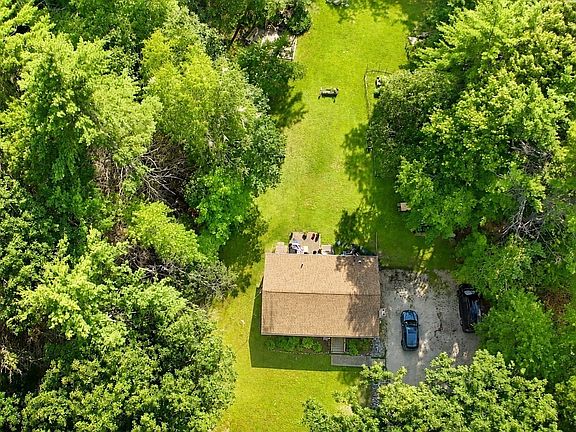 2nd image of 20 Norcross Rd