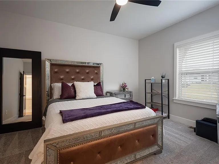 517 Southshore Dr — Photo 17