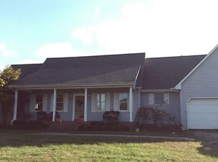 2687 Golo Rd, Mayfield, KY 42066