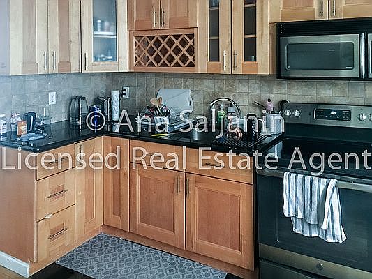 1st image of 3167 38th St APT 2