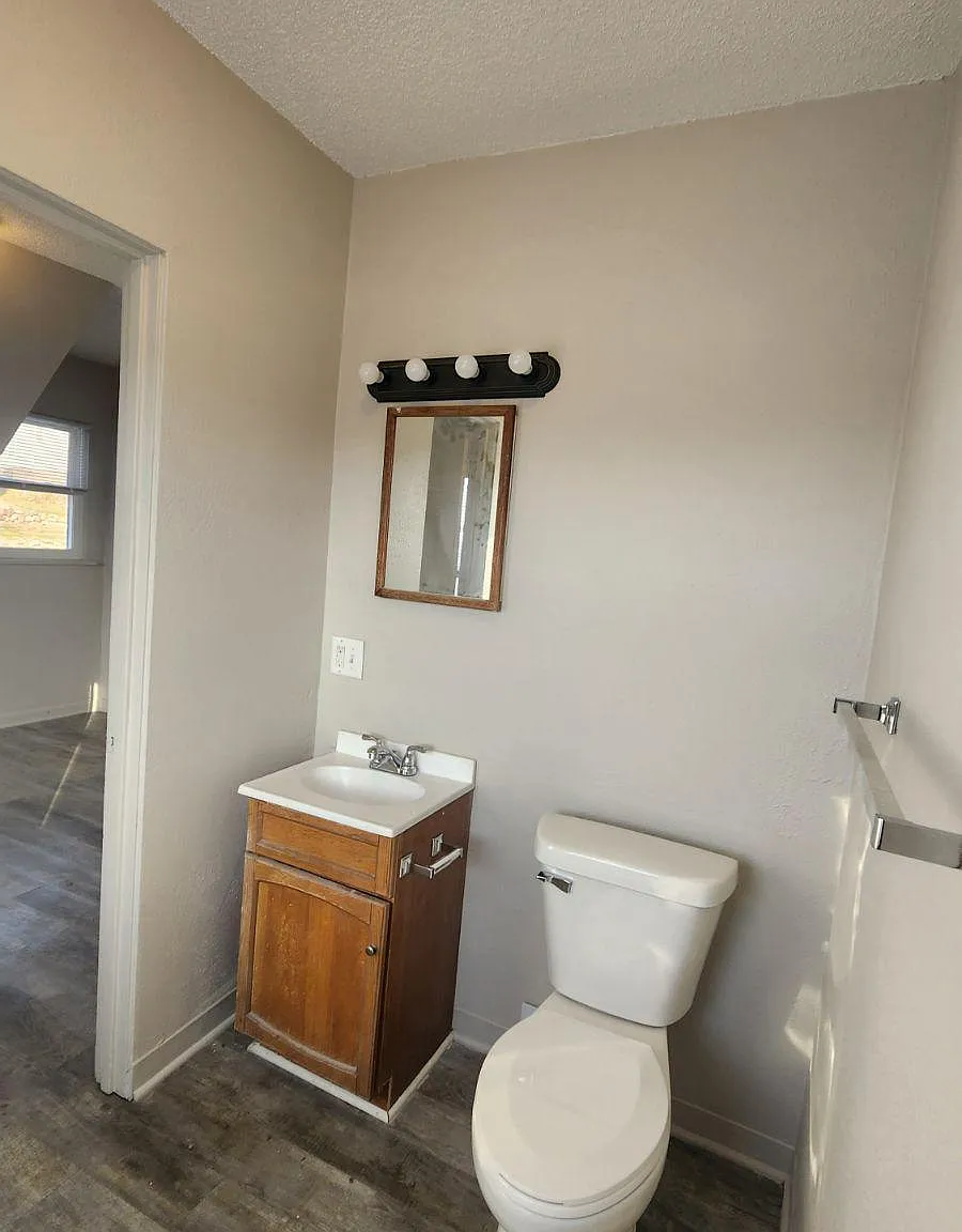 808 Bancroft St — Photo 3