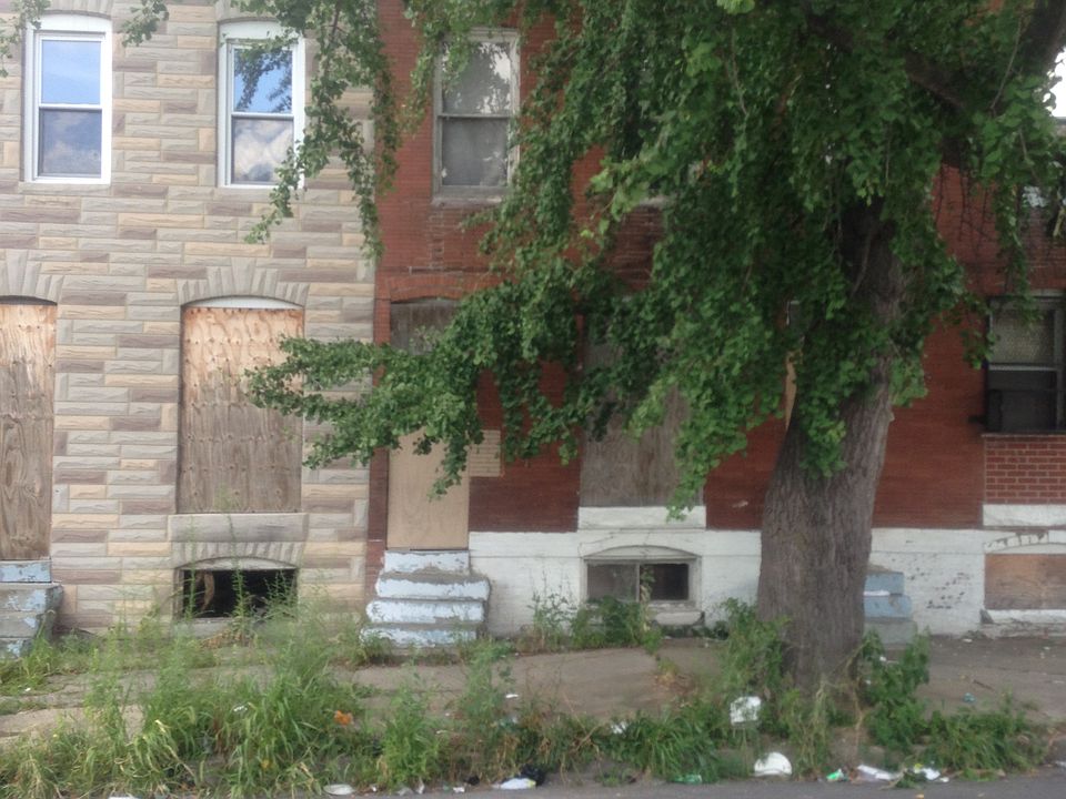 2nd image of 1554 McKean Ave