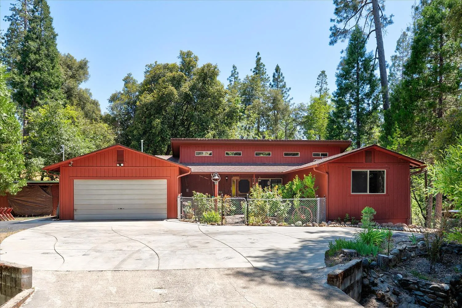 2385 Parmabelle Rd photo 1