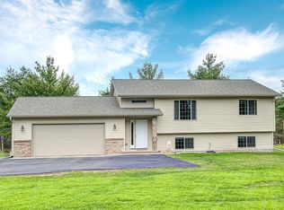 2009 W Crescent Creek Dr, Rhinelander, WI 54501