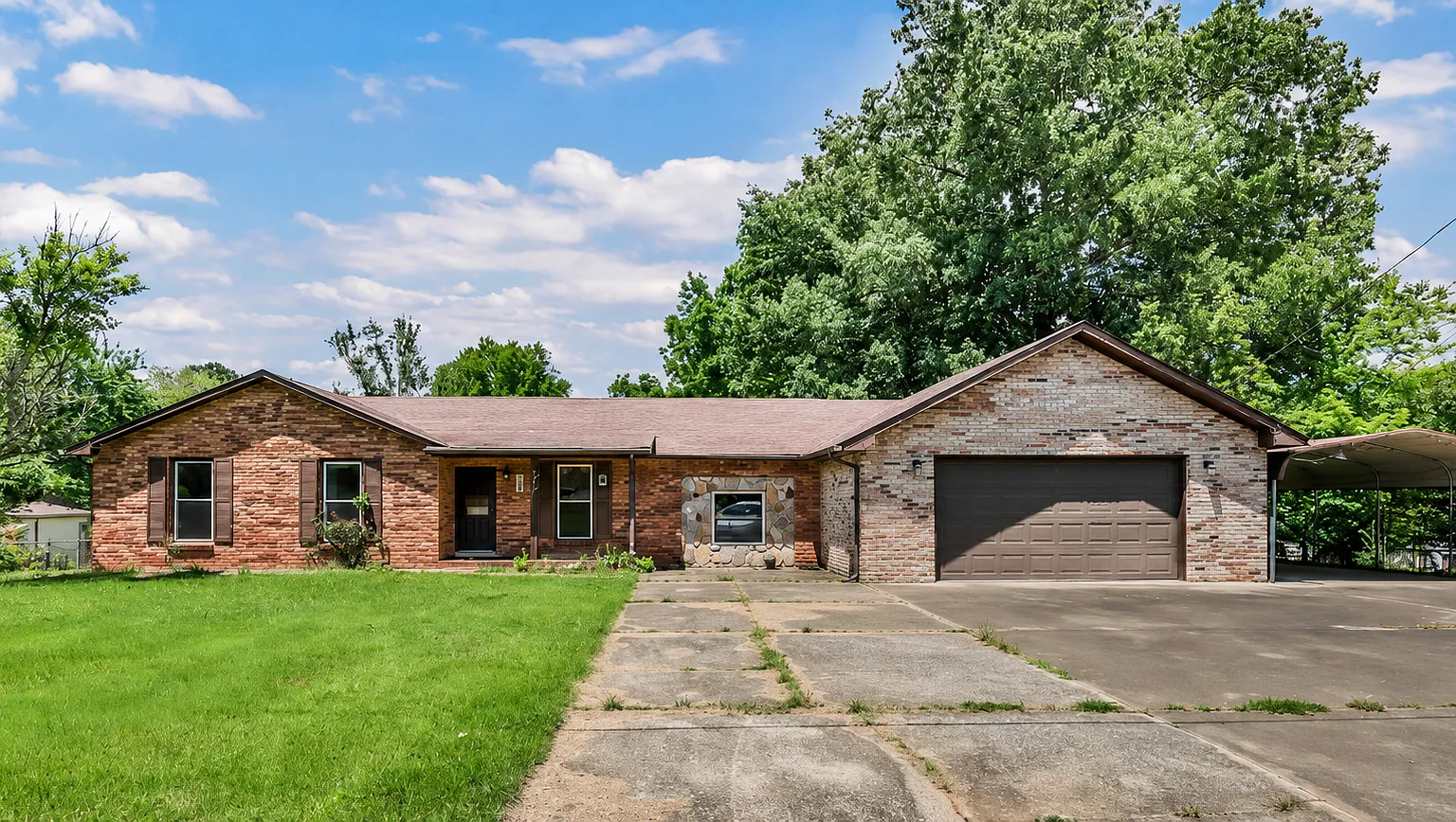 3 bed, 1644 sqft, $2,000 — Photo 1