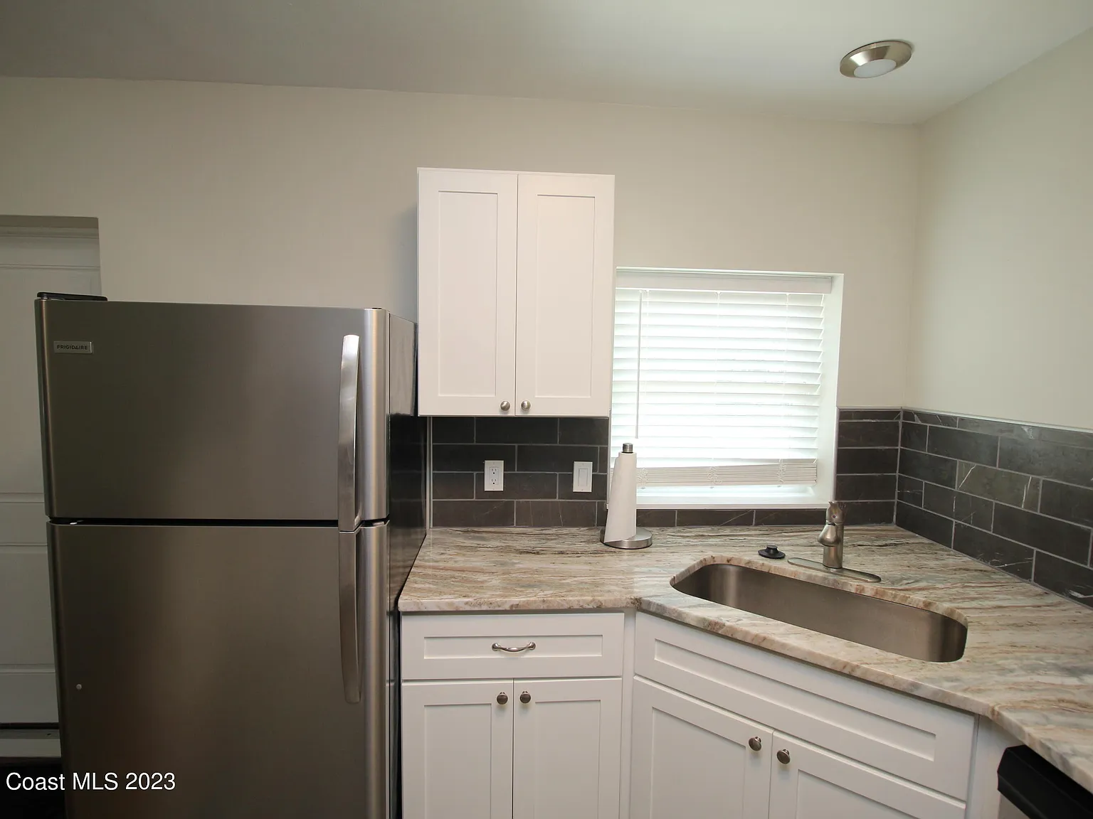 2 bed, 1.0 bath, 1144 sqft, $1,775 — Photo 4