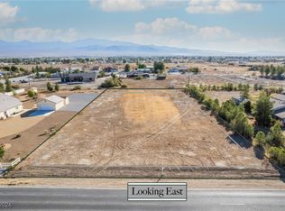 1431 Red Rock Dr, Pahrump, NV 89048