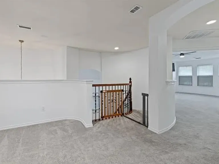 2051 Chisholm Trl — Photo 20