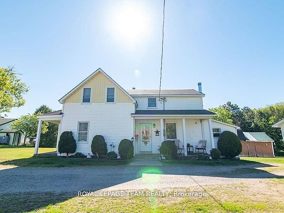 3rd image of 3709 Old Barrys Bay Rd