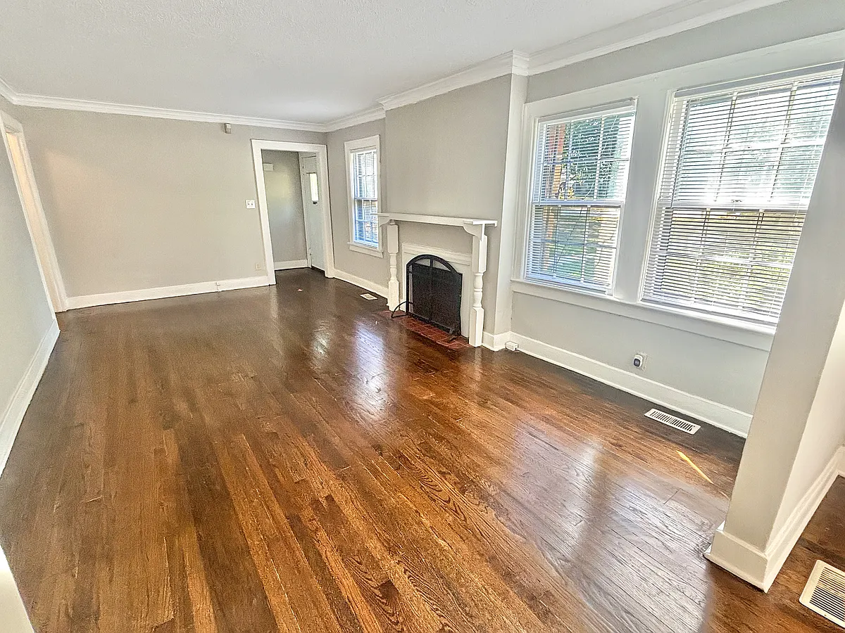 Building Photo - 400 E Meyer Blvd #400
