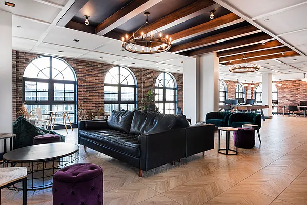 Rented by Compass | media 23