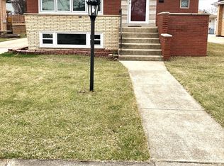 8226 Mason Ave, Burbank, IL