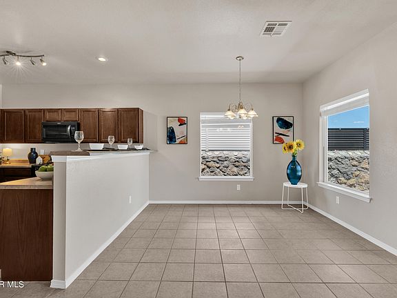 5th image of 3260 Scarlet Point Dr