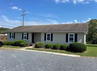 410 E Naomi St, Randleman, NC 27317