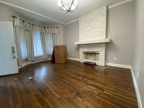 5th image of 2029 84th St #1F