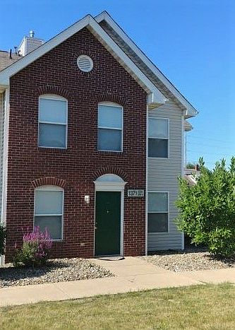 1st image of 1371 High St APT 112