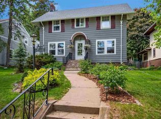 2827 E 2nd St, Duluth, MN 55812