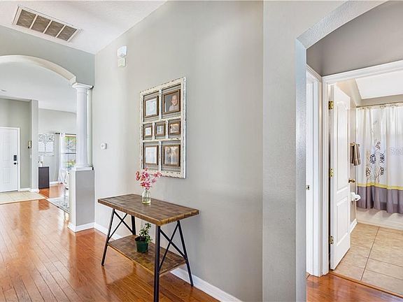 5th image of 1813 Raven Glen Dr