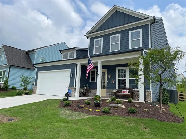 818 Levi Farms Ln, Holly Springs, GA 30115