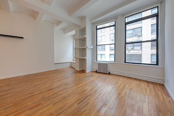 1st image of 220 Park Ave S #6DD