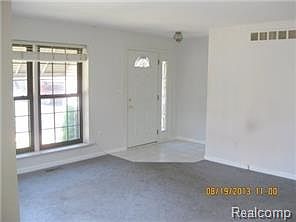 2nd image of 40816 Newport Dr
