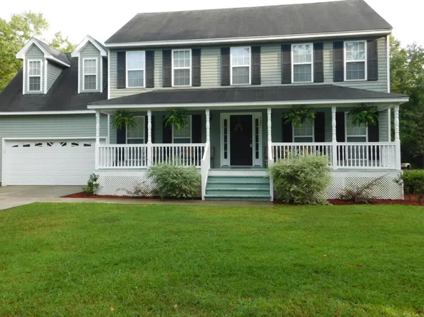 721 Moultrie Ln, Huger, SC 29450