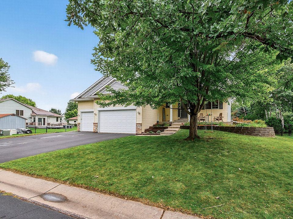 1st image of 115 Kinglet Dr