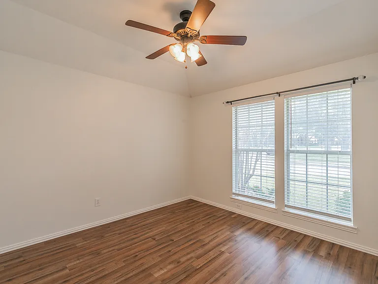 4633 Baldwin Ln — Photo 24