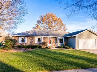 1448 Janet St, Sycamore, IL 60178