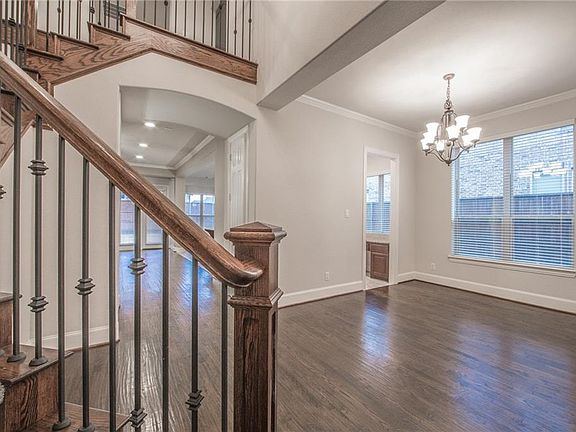 4th image of 636 Quail Creek Dr