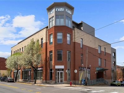 196 36th St APT 2A, Pittsburgh, PA, 15201