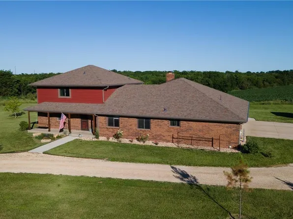 205 N 1700th Rd, Lecompton, KS 66050