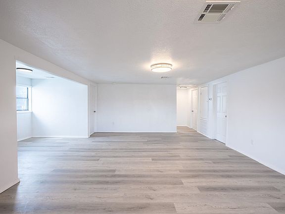 4th image of 1532 Dogwood Rd