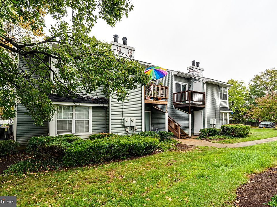 1st image of 8626 Beekman Pl #26D
