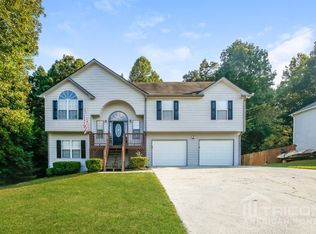 258 Legend Dr, Dallas, GA 30157