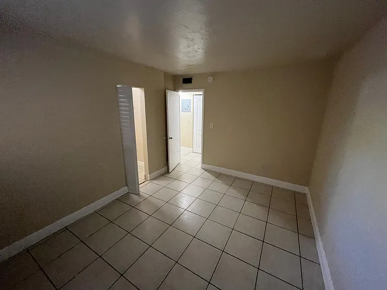 1370 NE 119th St #137008 — Photo 28