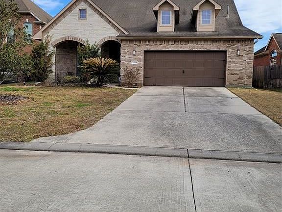 3rd image of 21619 Hansom Dr