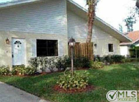 5th image of 2029 Cove Ln