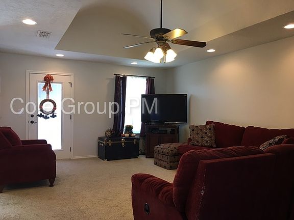 2nd image of 2201 Boxwood Cir