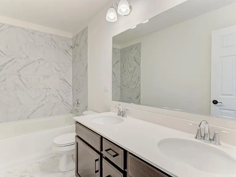 15303 S Sawgrass Cir — Photo 29