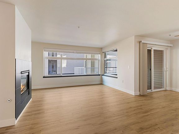 4th image of 6410 9th Ave NE #304