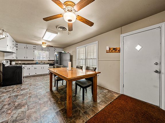 5th image of 3715 Gorman Ave