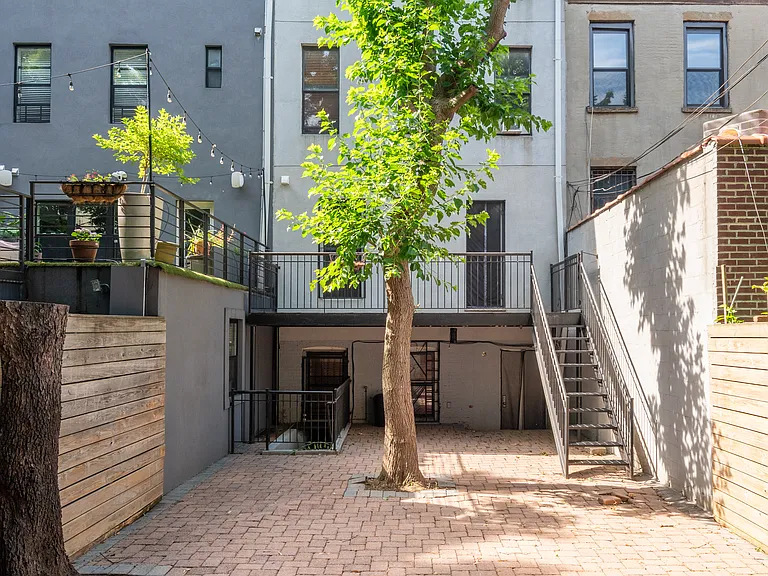 361 Gates Ave #1 — Photo 14